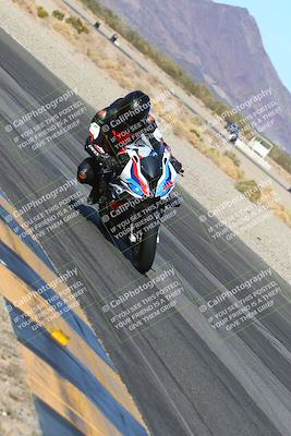 media/Jan-13-2024-SoCal Trackdays (Sat) [[9c032fe5aa]]/Turn 14 Inside (150pm)/